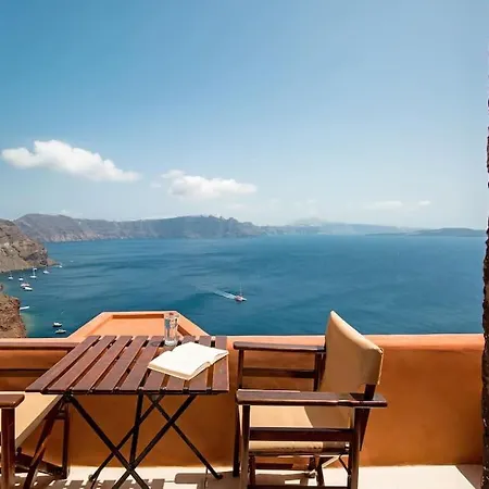 Terracotta Cave House *